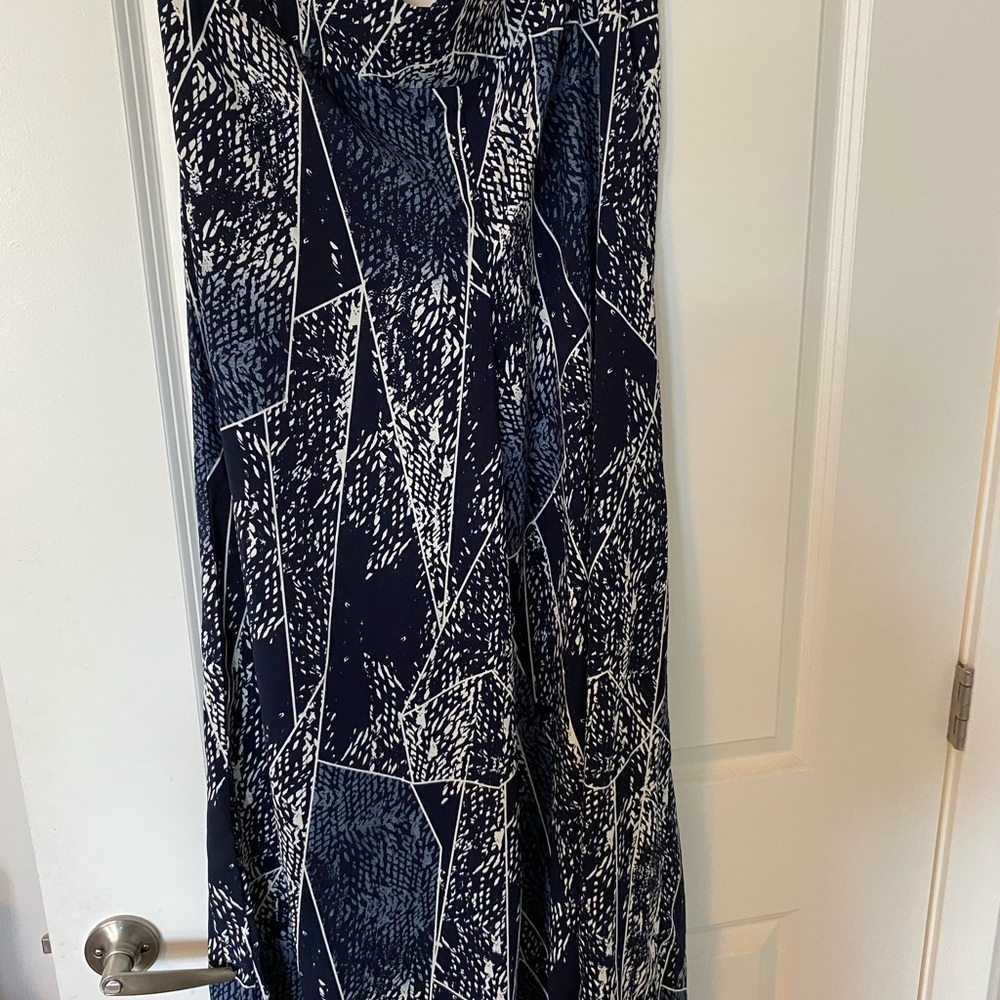 NEVER WORN! Navy and White Geometric Print Palazzo Pant